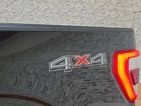 Used 2022 Ford F150 Platinum w/ Equipment Group 701A High image 15