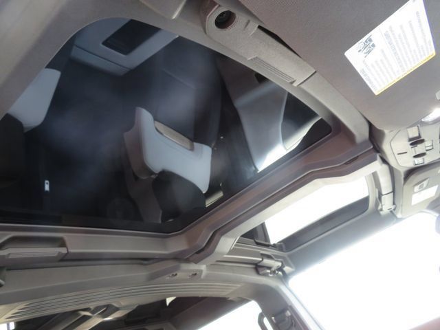 Used 2024 GMC Hummer EV 2X AWD/4WD image 16