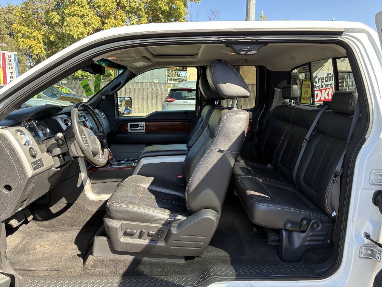 Used 2009 Ford F150 Lariat RWD image 4