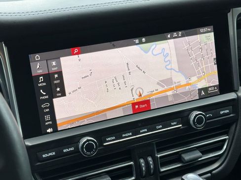 Used 2019 Porsche Macan image 26