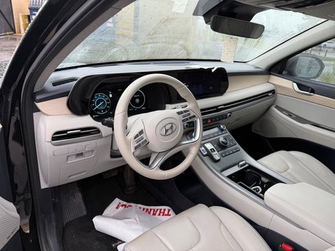 Used 2023 Hyundai Palisade Limited FWD image 7
