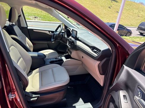 Used 2021 Ford Escape SEL AWD/4WD image 27