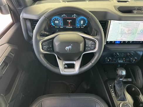 New 2025 Ford Bronco Big Bend w/ Black Diamond Package AWD/4WD image 16