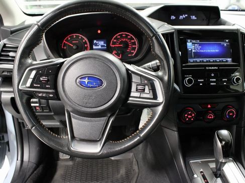 Used 2018 Subaru Crosstrek 2.0i Premium w/ Moonroof Package image 10