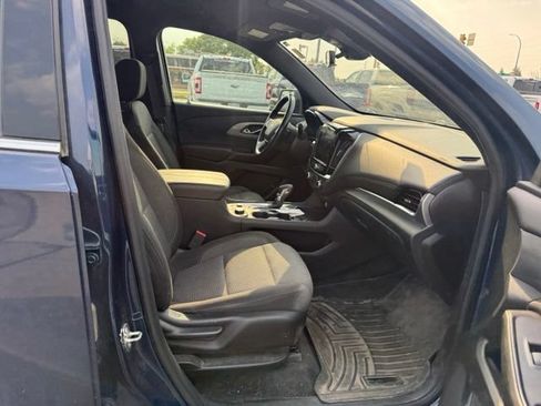 Used 2022 Chevrolet Traverse LT w/ LPO, Floor Liner Package AWD/4WD image 12