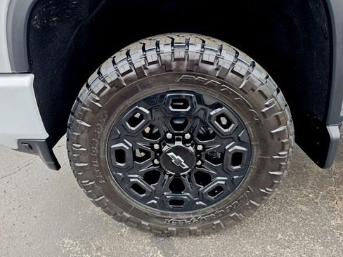 Used 2022 Chevrolet Silverado 3500 LT w/ All Star Edition image 17