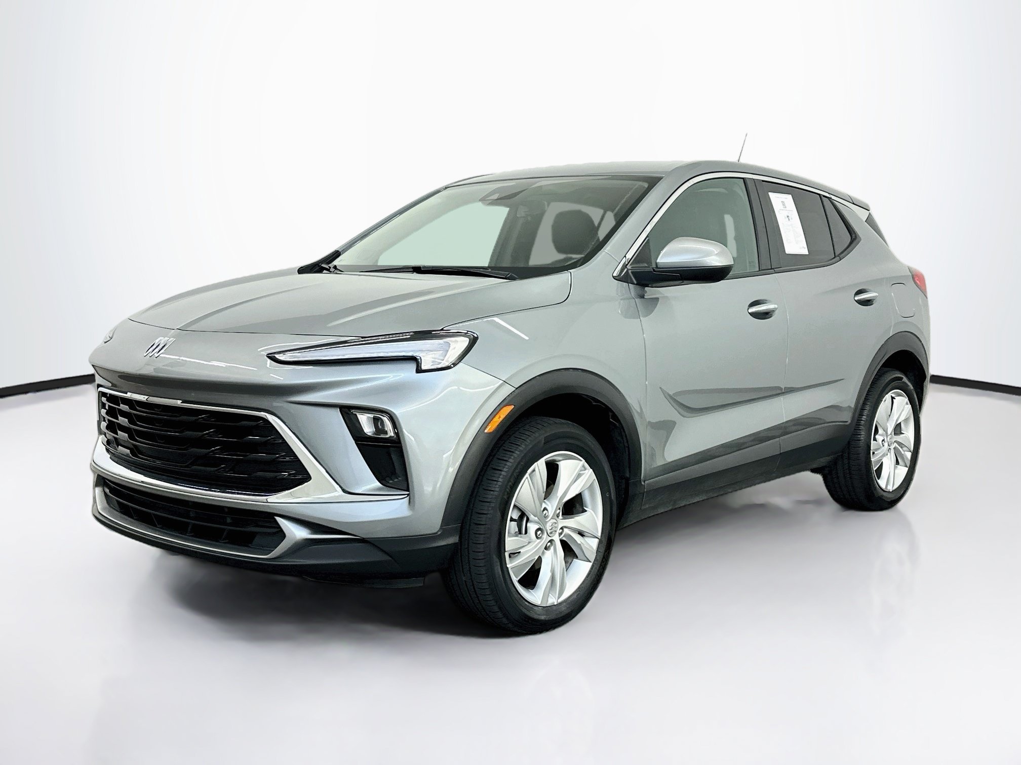 Used 2025 Buick Encore GX Preferred AWD/4WD image 3