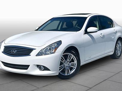 Used 2013 INFINITI G37 Journey w/ Premium Pkg