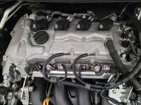 Used 2022 Toyota Corolla LE FWD image 30
