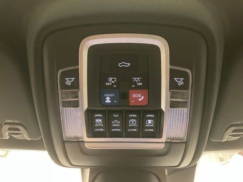 Used 2019 RAM 1500 Limited AWD/4WD image 31