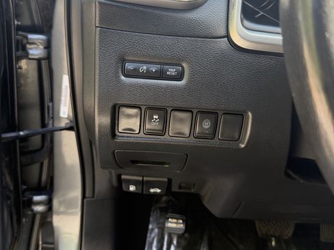 Used 2020 Nissan Murano SV AWD/4WD image 19