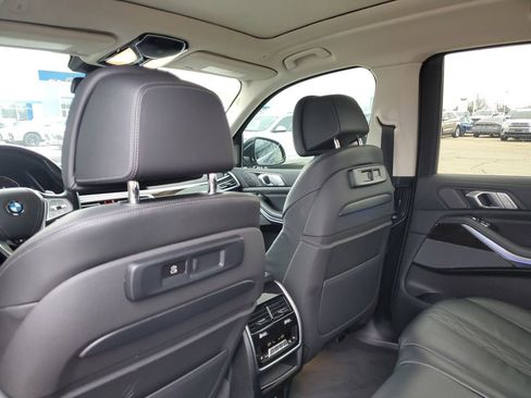Used 2020 BMW X7 xDrive40i w/ Premium Package AWD/4WD image 32