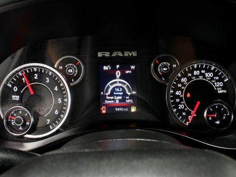 Used 2025 RAM 1500 Big Horn image 28