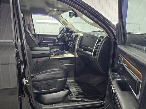 Used 2015 RAM 2500 Laramie w/ Protection Group image 9