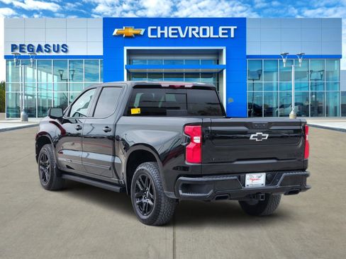 Used 2026 Chevrolet Silverado 1500 High Country w/ Midnight Edition AWD/4WD image 4