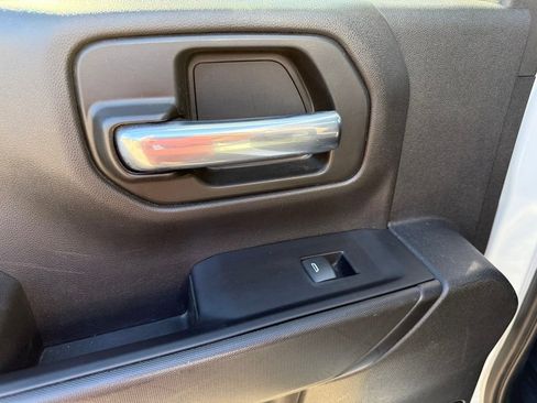 Used 2022 Chevrolet Silverado 2500 LT w/ Convenience Package image 44