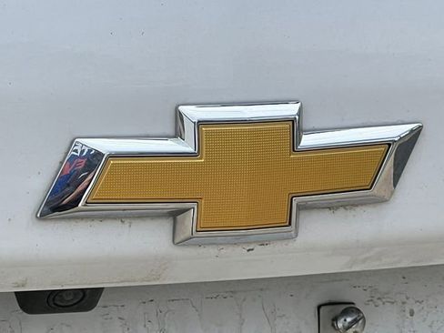 Used 2024 Chevrolet Equinox LT FWD image 41