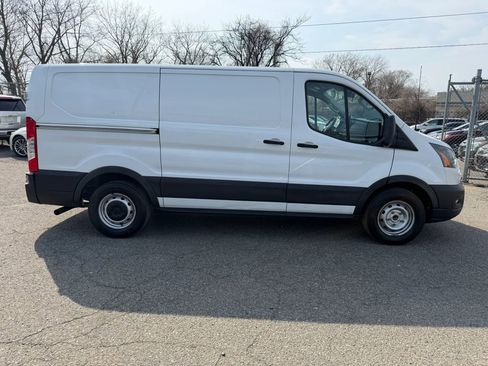Used 2020 Ford Transit 150 Low Roof RWD image 4