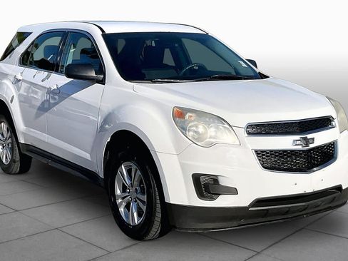 Used 2014 Chevrolet Equinox LS FWD image 3