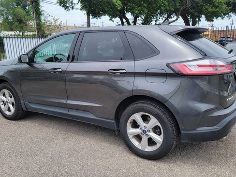 Used 2019 Ford Edge SE FWD image 11