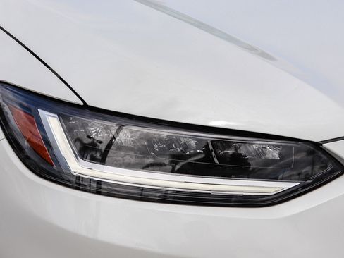 Used 2024 Honda HR-V EX-L image 6