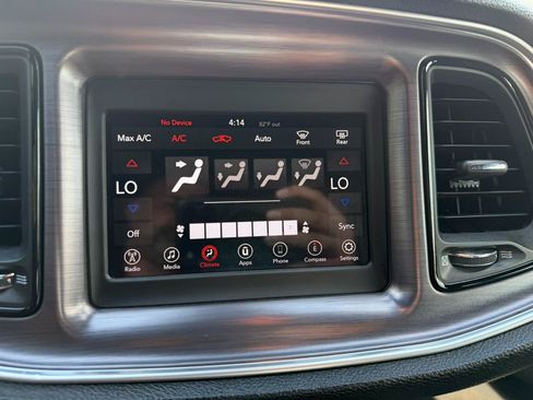 Used 2018 Dodge Challenger SXT RWD image 33
