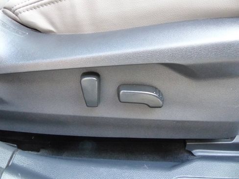 Used 2024 Subaru Legacy Limited AWD/4WD image 48