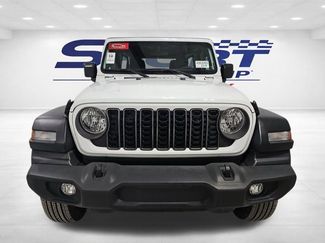Used 2024 Jeep Wrangler Sport video 2