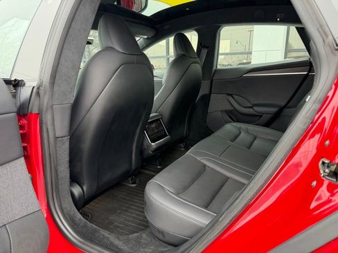 Used 2021 Tesla Model S Plaid image 21