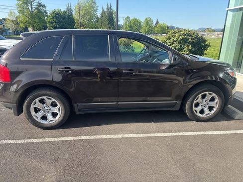 Used 2013 Ford Edge SEL FWD image 6