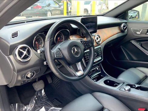 Used 2019 Mercedes-Benz GLA 250 image 15