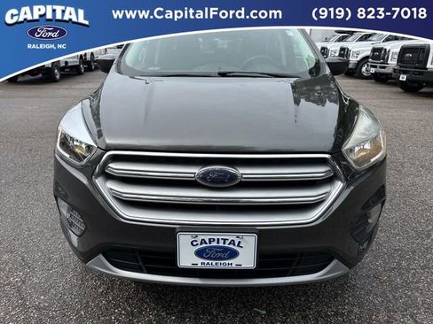 Used 2017 Ford Escape SE w/ SE Cold Weather Package AWD/4WD image 10