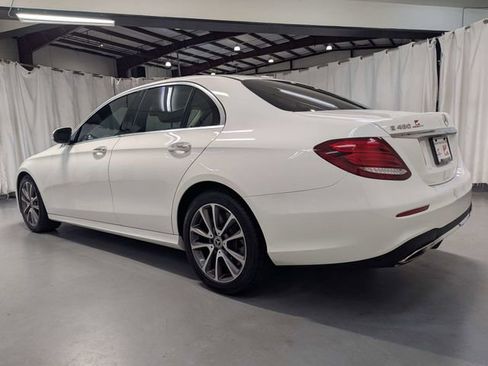 Used 2020 Mercedes-Benz E 450 4MATIC Sedan w/ Premium Package image 4