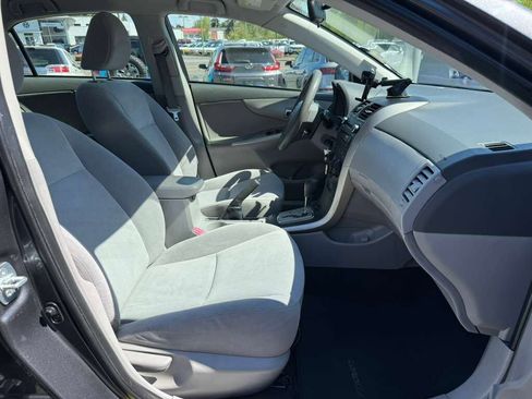 Used 2010 Toyota Corolla LE FWD image 16