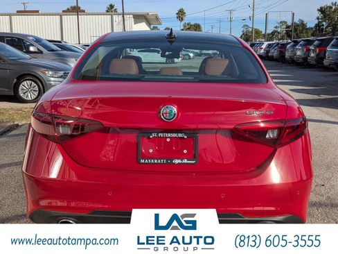 Used 2021 Alfa Romeo Giulia Ti w/ Nero Edizione image 4