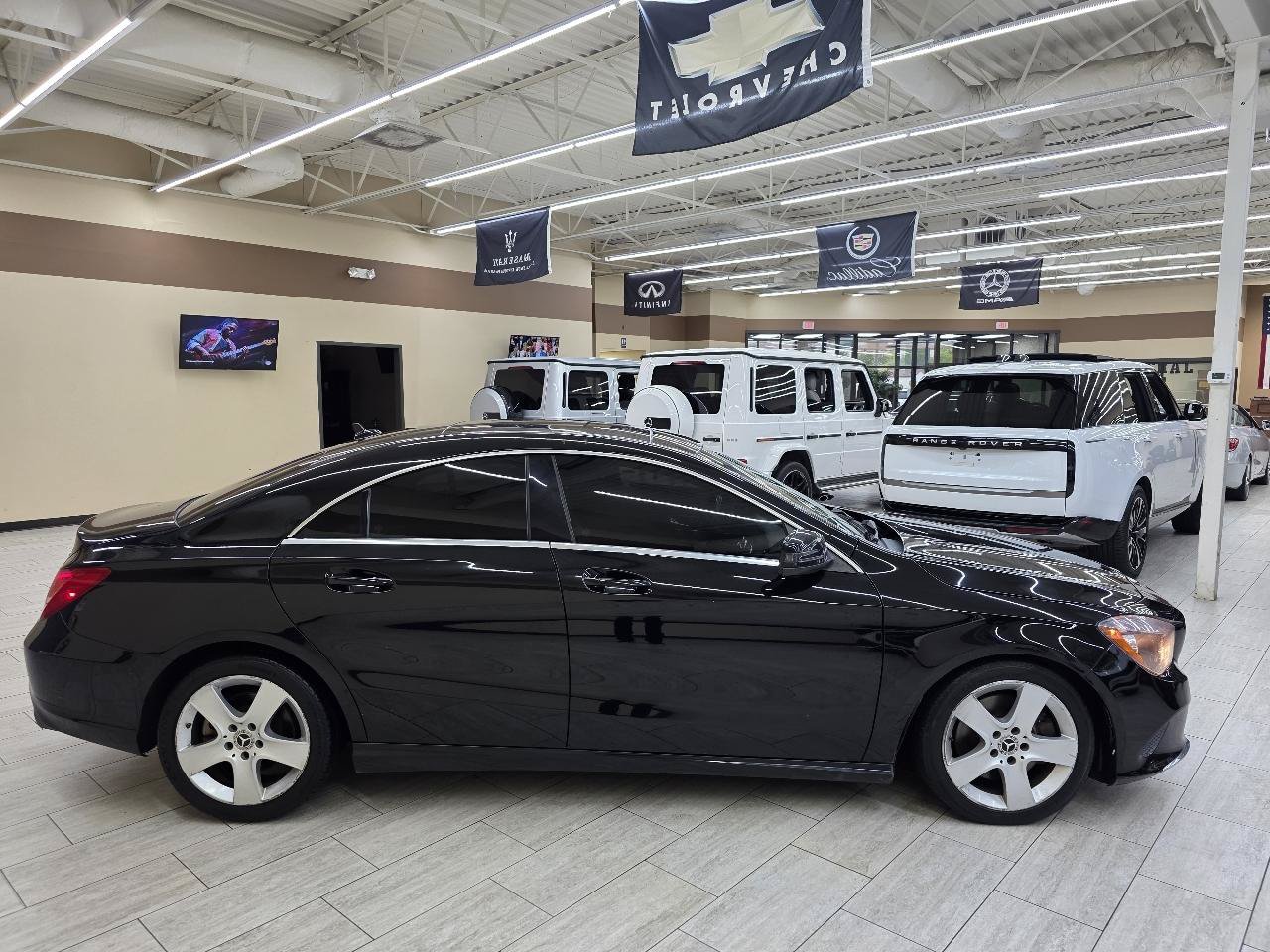 Used 2018 Mercedes-Benz CLA 250 4MATIC image 5