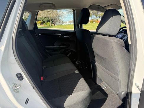 Used 2017 Honda Fit LX image 11