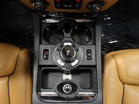 Used 2017 Rolls-Royce Ghost Series II Sedan 4D image 38