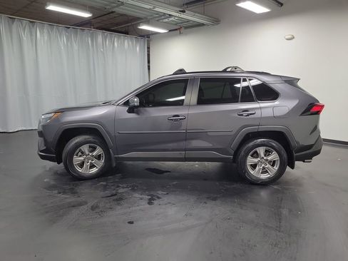 Used 2022 Toyota RAV4 XLE image 5