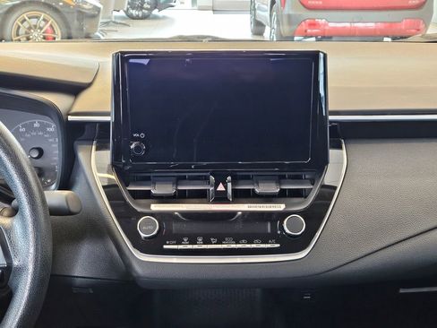 Used 2024 Toyota Corolla LE FWD image 17