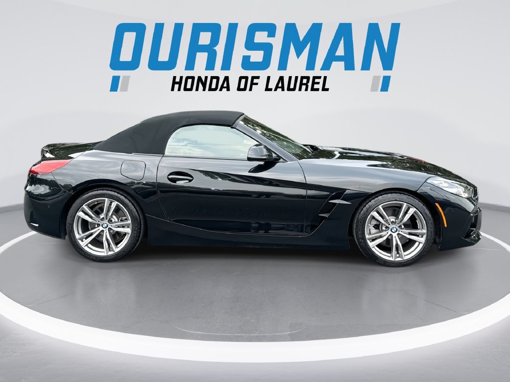 Used 2019 BMW Z4 sDrive30i w/ M Sport Package RWD image 9