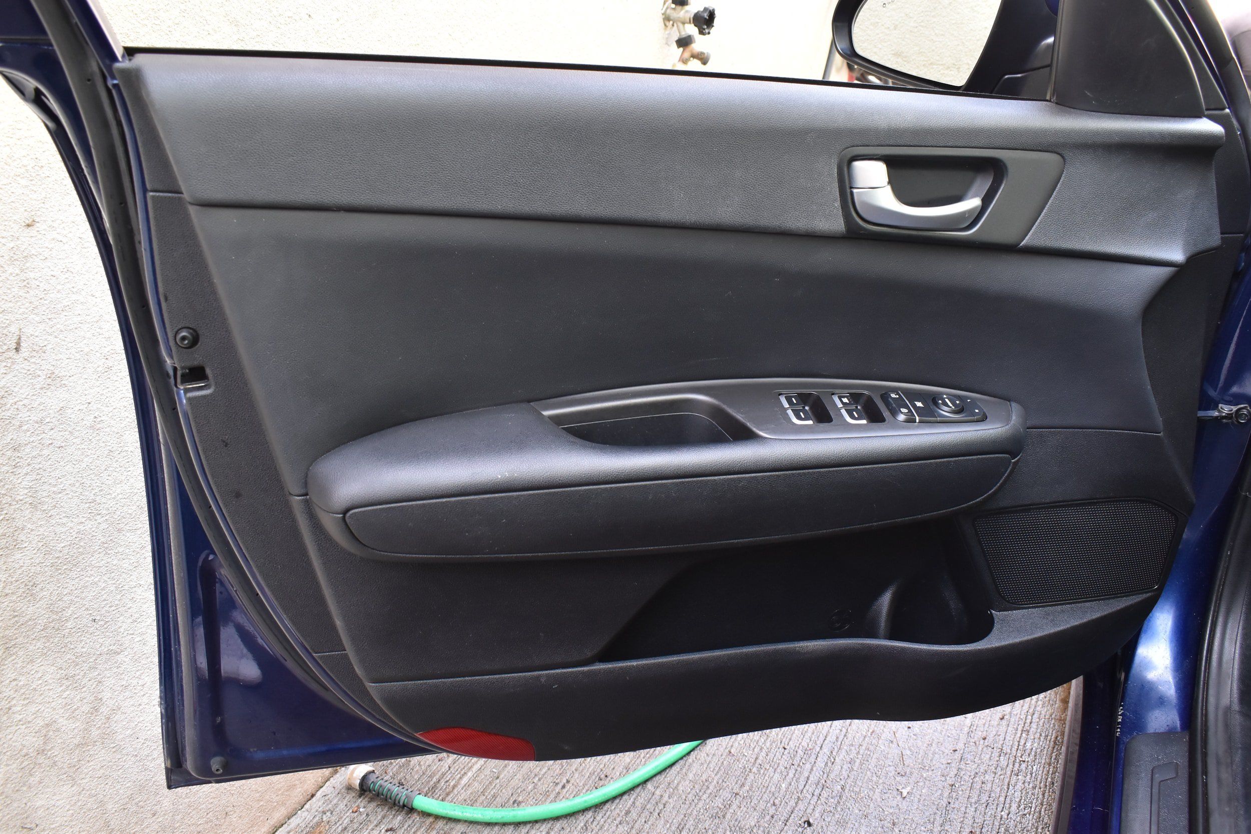 Used 2018 Kia Optima S w/ Panoramic Sunroof Package FWD image 23
