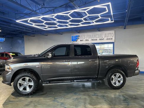 Used 2017 RAM 1500 Sport image 12