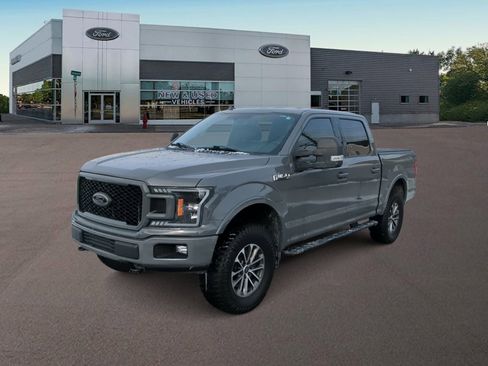 Used 2018 Ford F150 XLT w/ Equipment Group 302A Luxury image 5