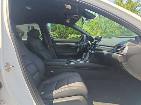Used 2019 Honda Accord Sport image 45