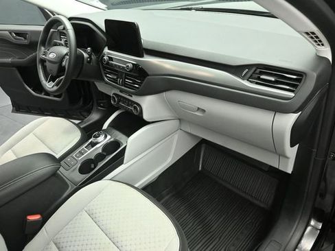 Certified 2024 Ford Escape Active AWD/4WD image 28