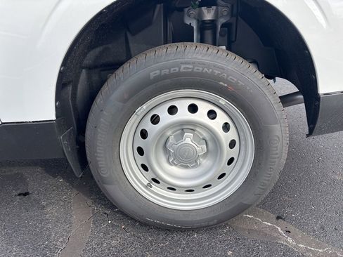 New 2025 Ford Maverick XL w/ Equipment Group 101A image 10