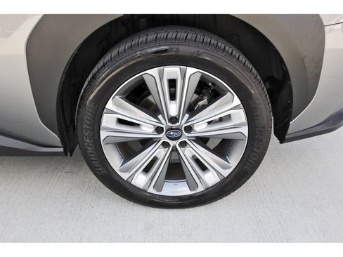 Used 2024 Subaru Solterra AWD/4WD image 30