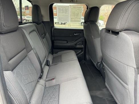 Certified 2025 Nissan Frontier SV w/ SV Convenience Package image 34