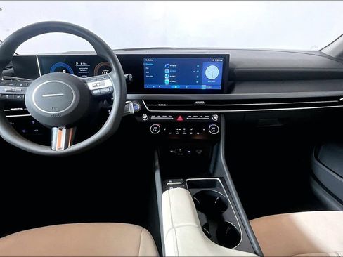 Used 2025 Hyundai Sonata SEL FWD image 11